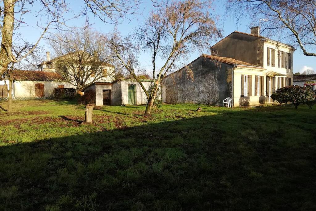 Belle Demeure Avec Espaces Verts Gauriac المظهر الخارجي الصورة
